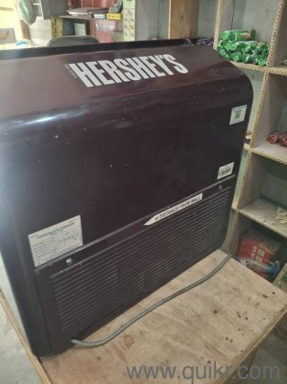 Chocolate cooler fridge(1)