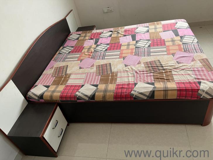 Double bed, with storage containers, made of solid wood Surat Quikr