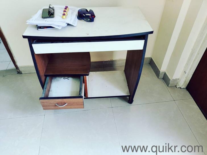 computer table with sliding keyboard and a drawer | Gurgaon | Quikr