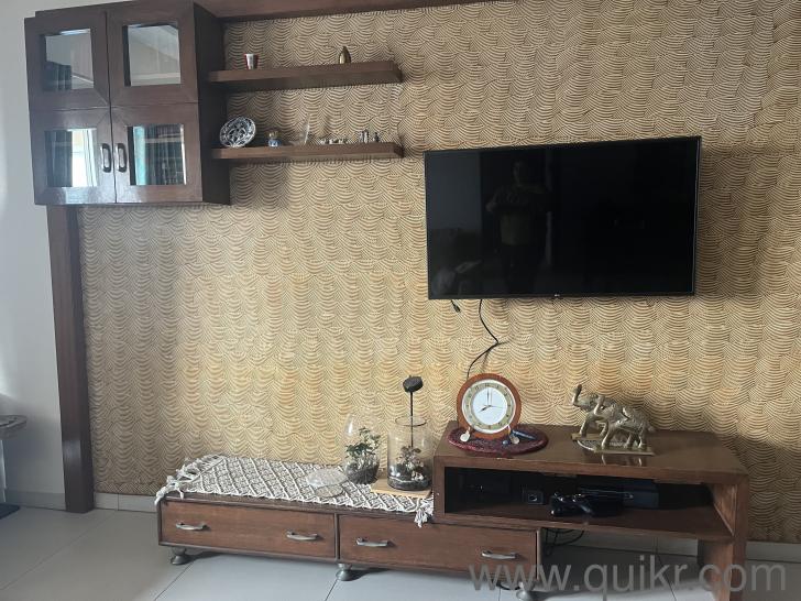 TV unit with storage made from solid wood Pune Quikr