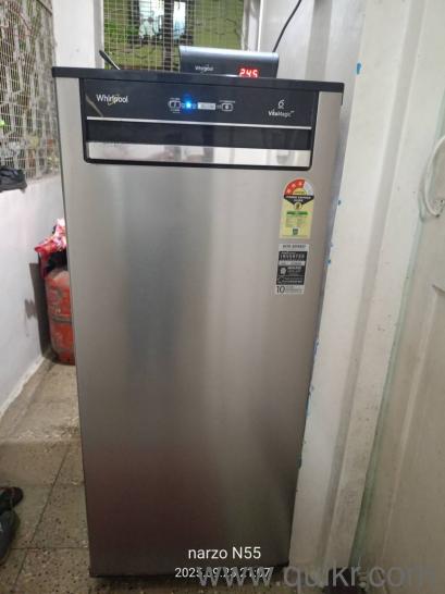 3 yr 190L frost free best condition Whirlpool in warranty(2)