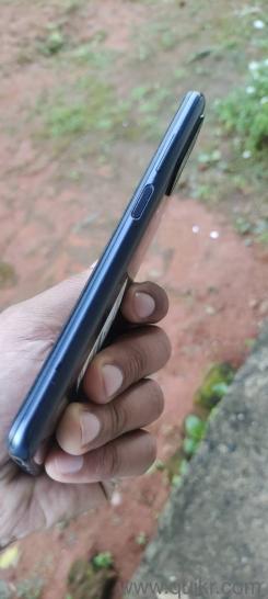 Top notch quality with box and original charger(3)