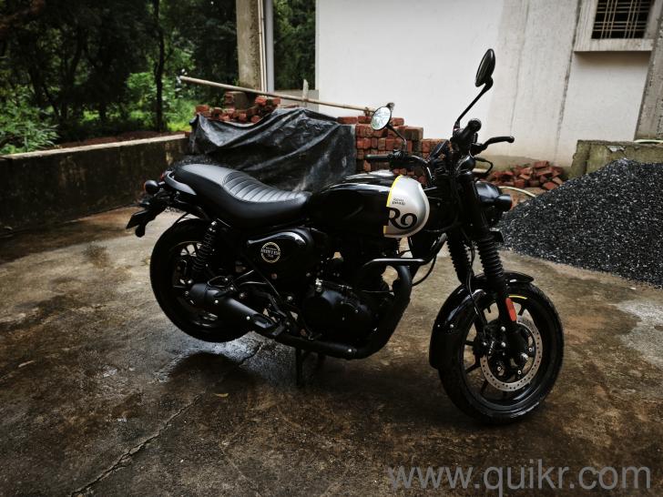 Royal Enfield Hunter 350 Metro Rebel - 2024(2)