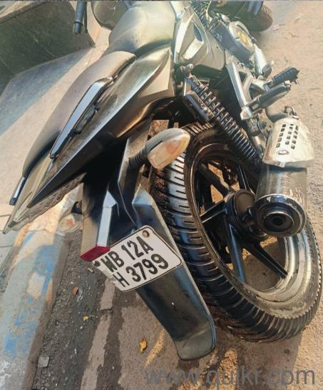 Bajaj Pulsar 180 - 2014(1)