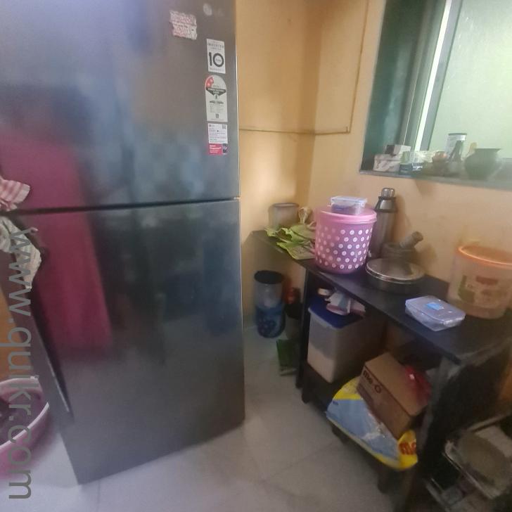 409litres double door well maintained 2022 model bought from croma(1)