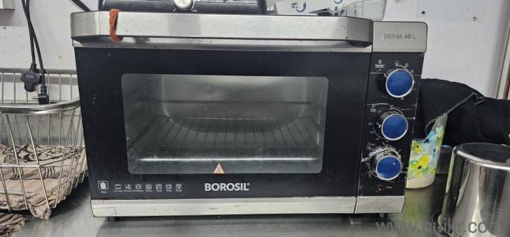 Borosil Pizza OTG Oven 48L with waffles Maker
