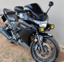 Used Honda CBR 250R 2014 Model Images
