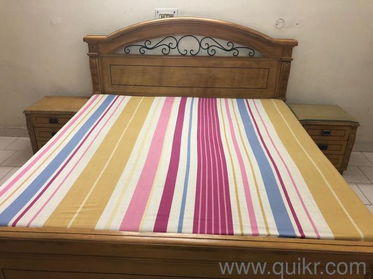 Personally made Solid bed with side tables and mattresses