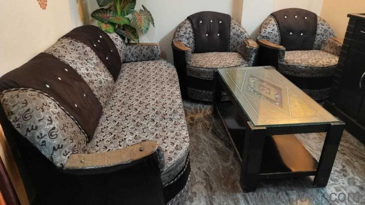 Sofa Set with centre Table(2)