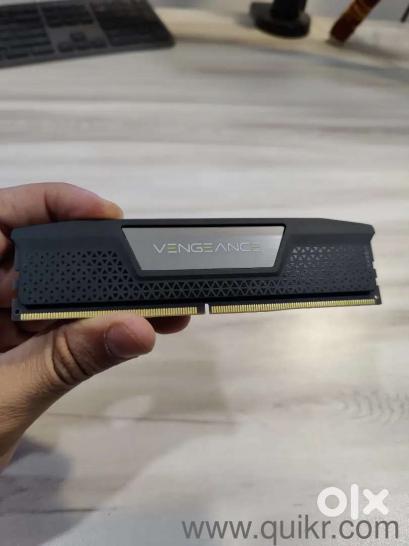 16GB DDR5 RAM CORSAIR VENGEANCE