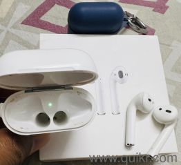 AirPods 2 in perfectly working condition with box and case(4)
