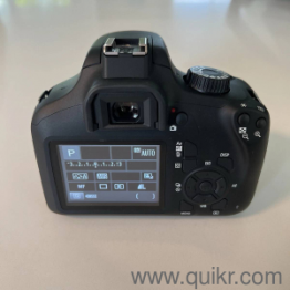 Neatly new and original Canon EOS 3000D full body with lens, full kit and warranty(3)