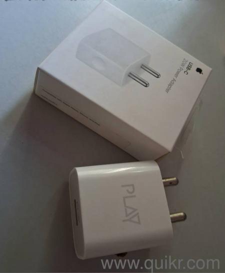 USB- C 20W POWER ADAPTER