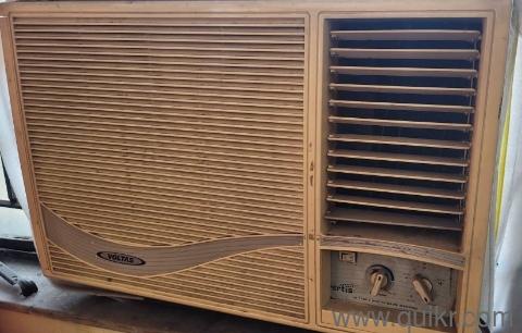 Window AC in good working condition