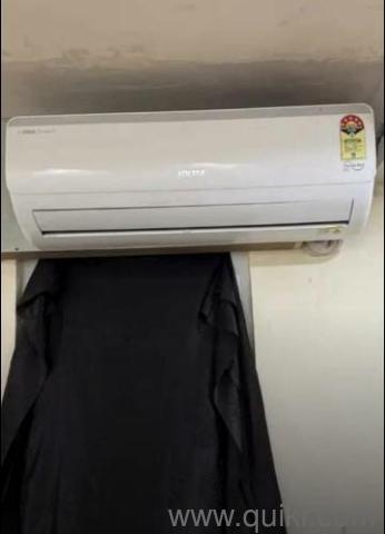 AC 1.5 ton 1yr old hardly used for 4 months