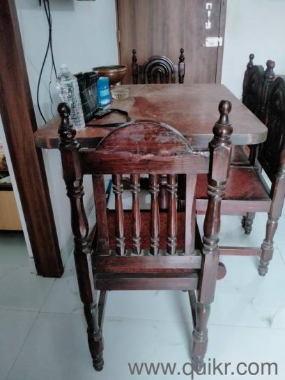 4 sitter dinning table(1)