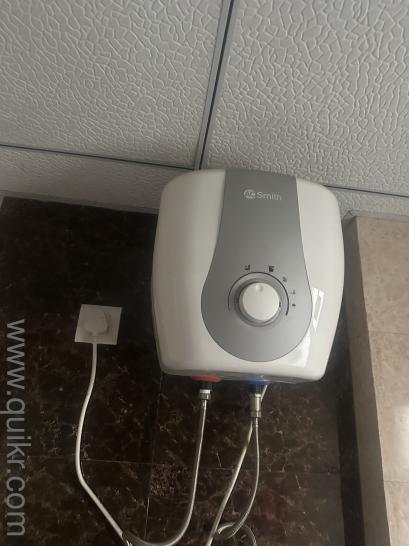 Ao Smith Geyser For Sale In Good Condition