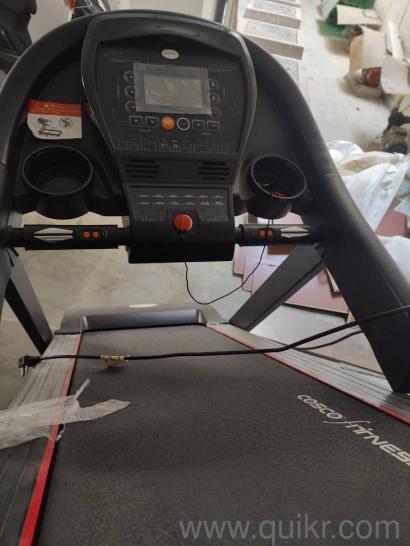 Cisco Go 4.0 treadmill in excellent condition within warranty