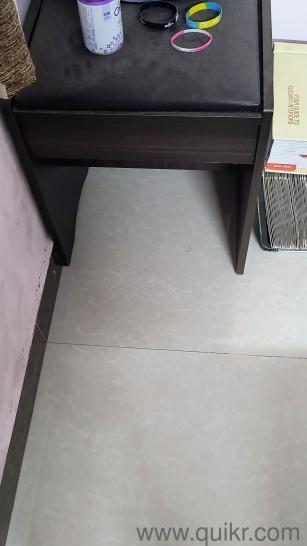 Dressing table with stool(1)