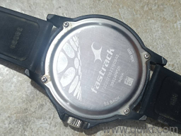 Fast Track Watch  Lightly Used, Stylish!(2)