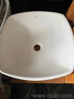Jaquar tabletop Wash Basin and taps(1)
