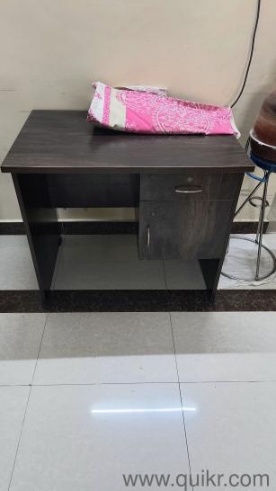 Office and study table with storage(2)