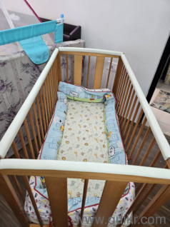 Babyhug, Sturdy baby cot with three height levels. Great for infants. Can be used till 2 years of age(1)