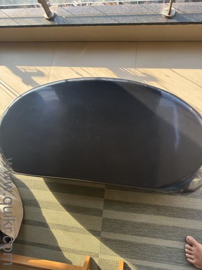 Coffee Table in good condition(2)