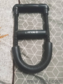 A 5 kg steel dumbbell set including 2 dumbells of 5 kg each.(4)