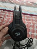 Gaming headphones wired with RGB lights(4)