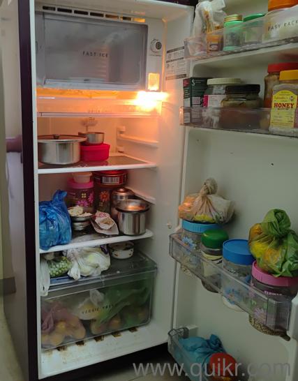 Whirlpool refrigerator 190L. Single door excellent condition(1)