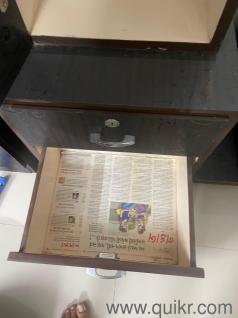 Dressing table with chair and working light