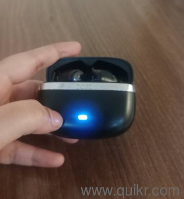 Boat nirvana earpods ( black) no damage at all . all touch sensors working .