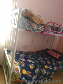 sleek and sturdy bunker bed(1)