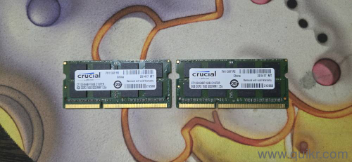 Crucial 8GB x 2 DDR3/DDR3L 1600 MT/S (PC3-12800) Unbuffered SODIMM 204-Pin Memory