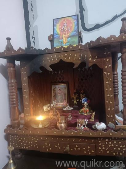 it's a 2 year old temple with very good condition(1)