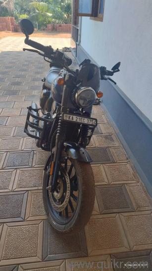 Yezdi Roadster - 2022(1)