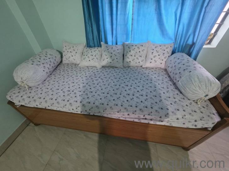 Diwaan with Mattress - Good Condition(1)