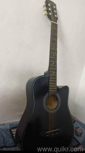 jurez guitar in new condition