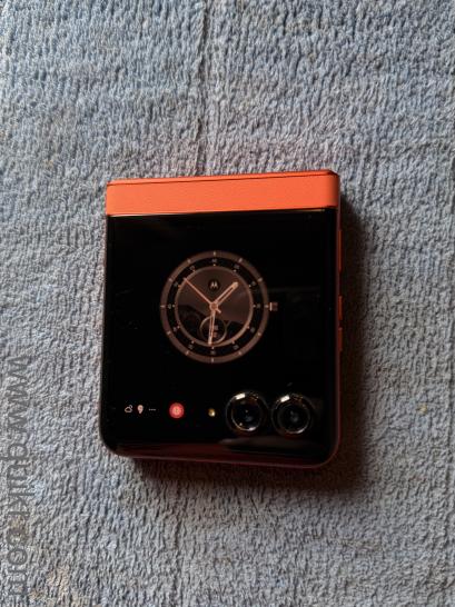 MOTOROLA RAZR 50 8/256 GB