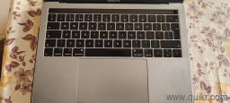 Macbook pro 2019 with touchpad(2)