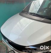 Tata Tiago Bonet White