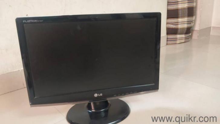 19 inch desktop screen working condition