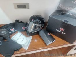 igntye ign 16 gossy black helmet