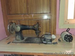 Sewing machine(4)