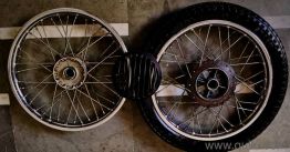 bullet standard steel rim pair with tyre and head light cover 