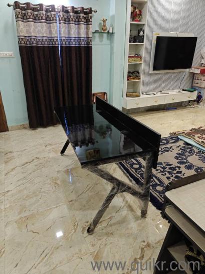 Computer & Laptop Table(1)