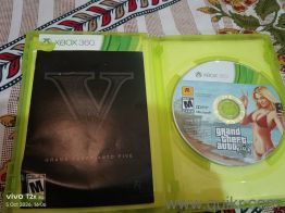 XBOX 360 E (excellent condition)(2)