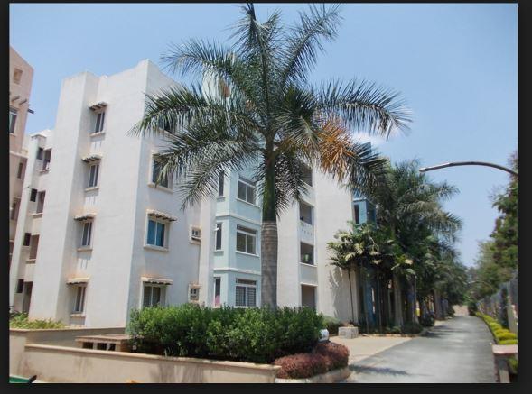 Semi Furnished 3BHK Apartment for Sale in Whitefield, Bangalore at Prestige Palms