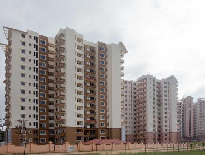 Semi Furnished 2BHK Apartment for Sale in JP Nagar, Bangalore at HM World City